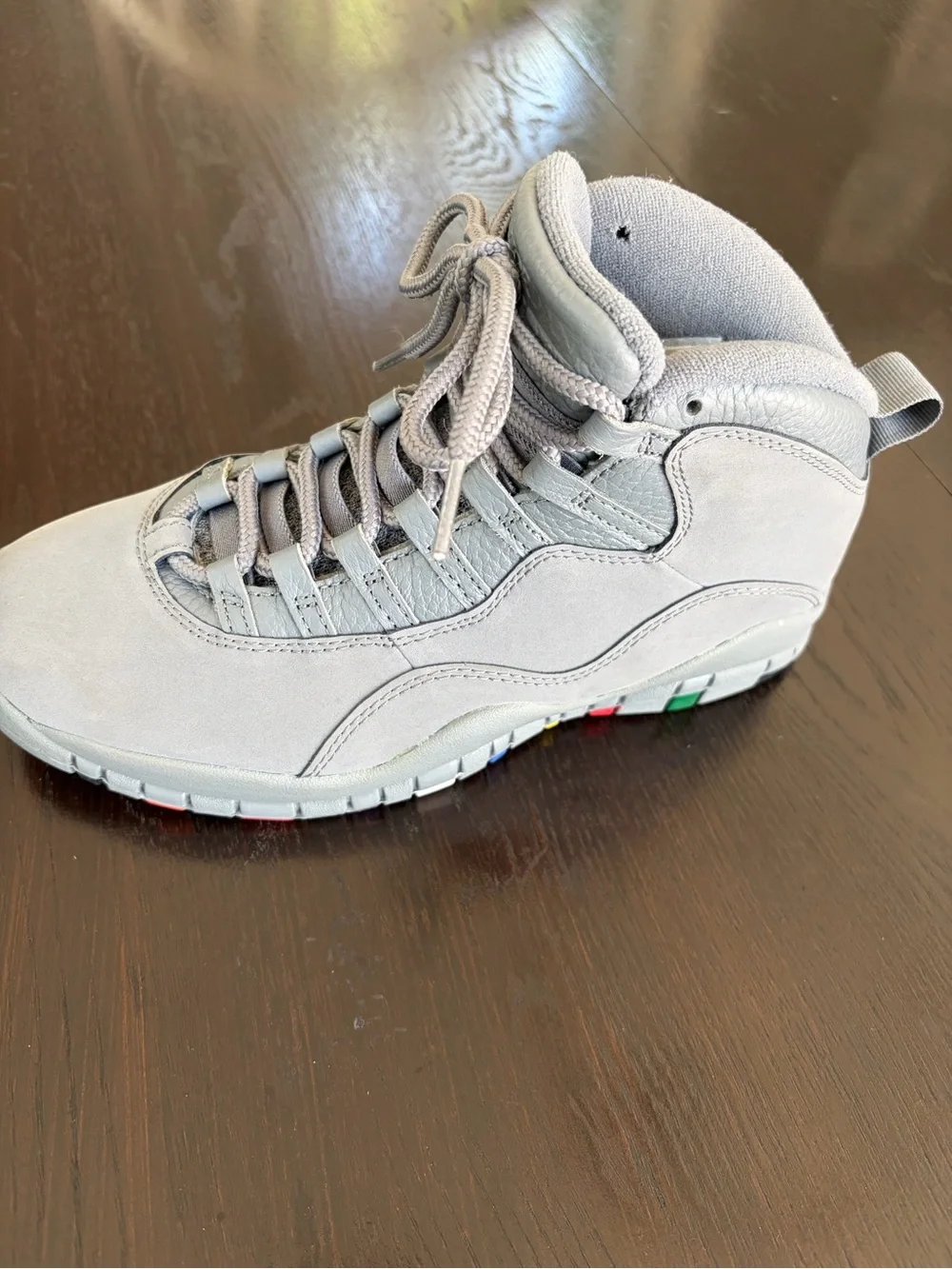 Jordan Men's Light Grey High-Top Sneakers